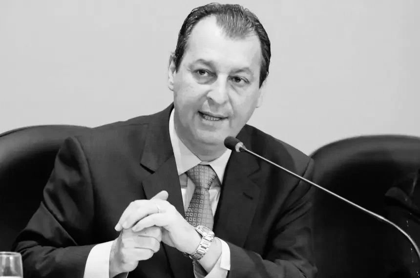 Senado no AM 2022: Omar Aziz (PSD) é reeleito com 41,01% dos votos válidos