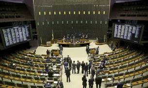 Câmara acelera projeto que suspende por 2 anos dívida de crédito rural para produtores do RS