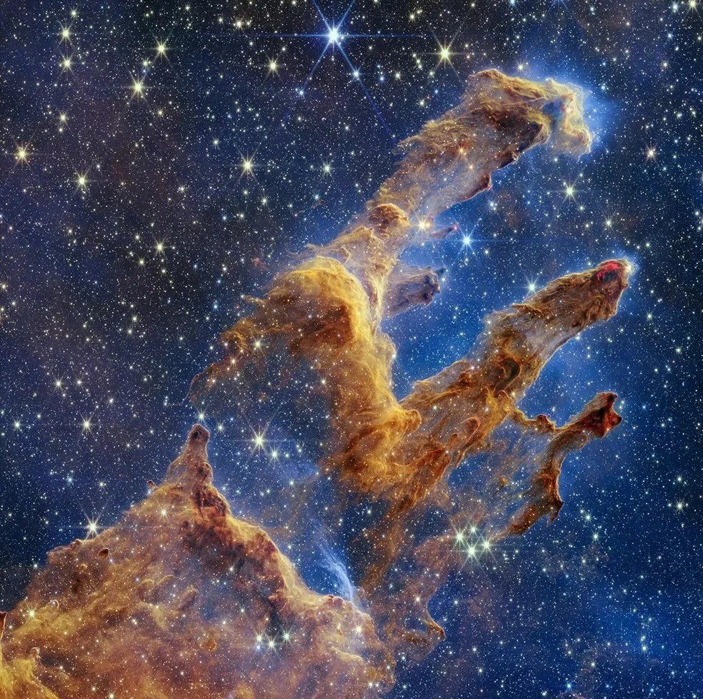 A cena foi fotografada pela primeira vez pelo Hubble em 1995 e revisitada em 2014 (NASA, ESA, CSA, STScI; Joseph DePasquale (STScI), Anton M. Koekemoer (STScI), Alyssa Pagan (STScI)/Reprodução)