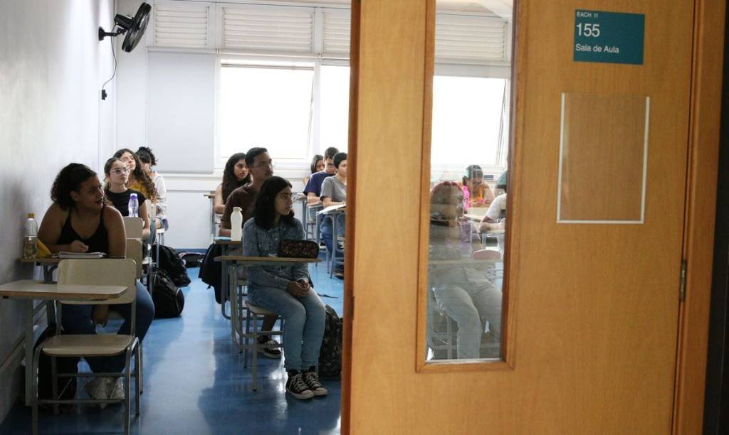 Universidades paulistas marcam provas para novembro e dezembro