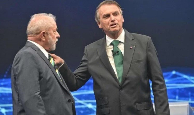 CNT/MDA: Lula chega ao 2º turno melhor que Jair, mas com avaliação negativa e positiva empatadas
