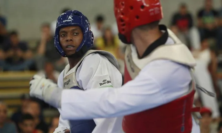 Maicon Andrade: antes da disputa do ouro, Maicon venceu outros quatro adversários (Confederação Brasileira do Desporto Universitário/Agência Brasil)