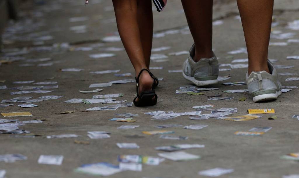 Eleições 2022: lixo recolhido nas ruas do Rio de Janeiro sobe 50%