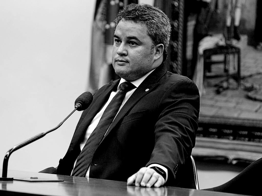 Senado na PB 2022: Efraim Filho (União) é eleito com 30,72% dos votos válidos