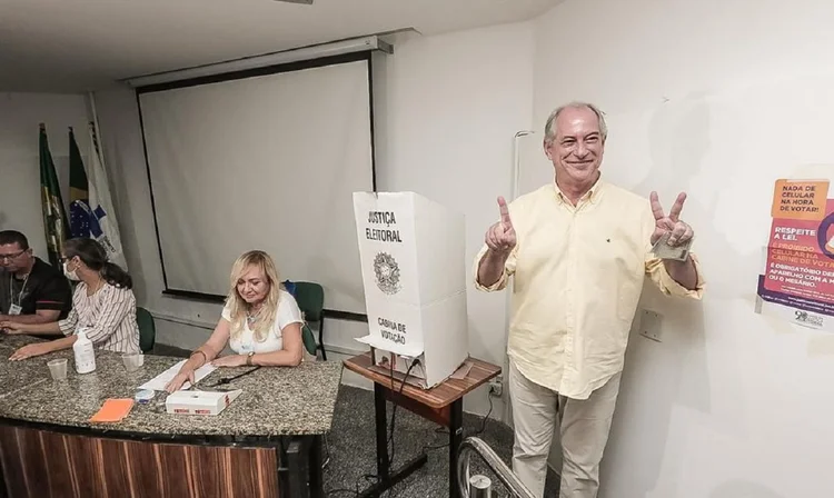 Ciro Gomes: o candidato disse que nunca foi alvo de investigações por corrupção. “Chego aqui sem nunca ser denunciado por corrupção (Keiny Andrade/Agência Brasil)