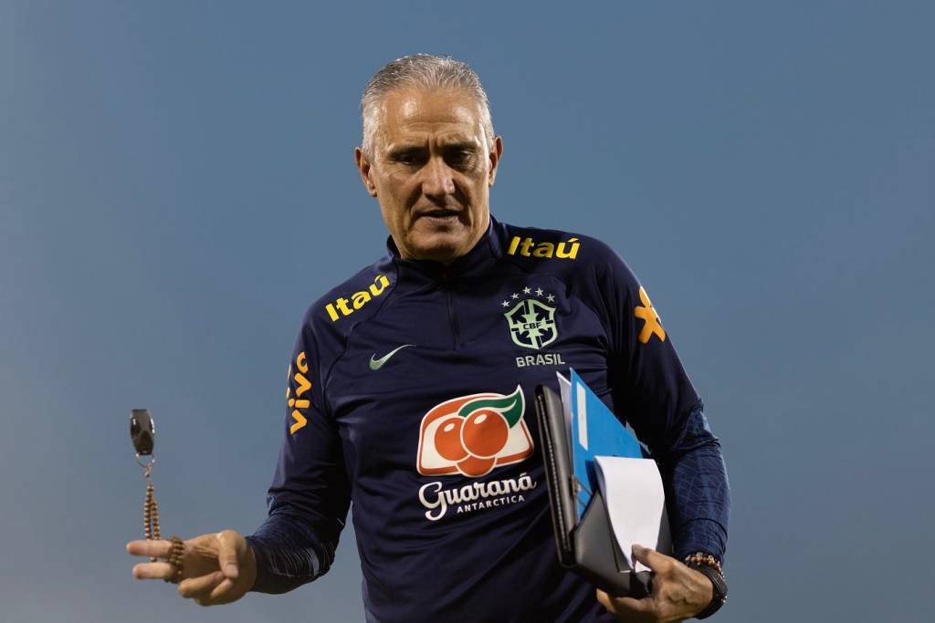 Tite assina rescisão na CBF e não é mais técnico da seleção brasileira