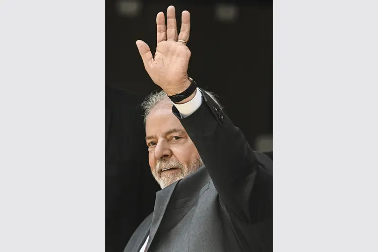 O presidente eleito Luiz Inácio Lula da Silva terá inúmeros desafios (Mateus Bonomi/Anadolu Agency/Getty Images)