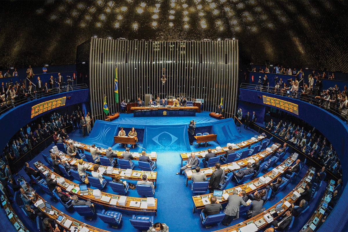 Em meio ao julgamento do STF, Senado debate descriminalização do porte de drogas