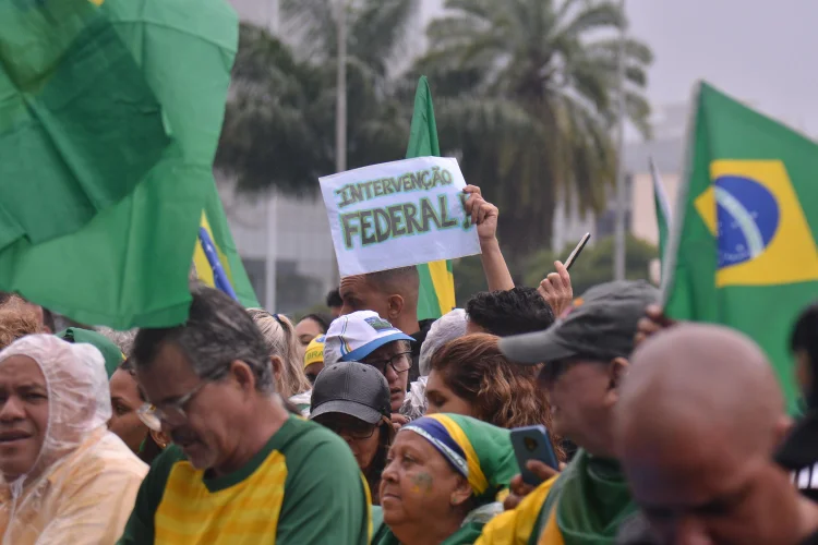 Protesto: algumas regiões do interior de São Paulo e do Rio de Janeiro também apresentam dificuldades (Agência Estado/Exame)