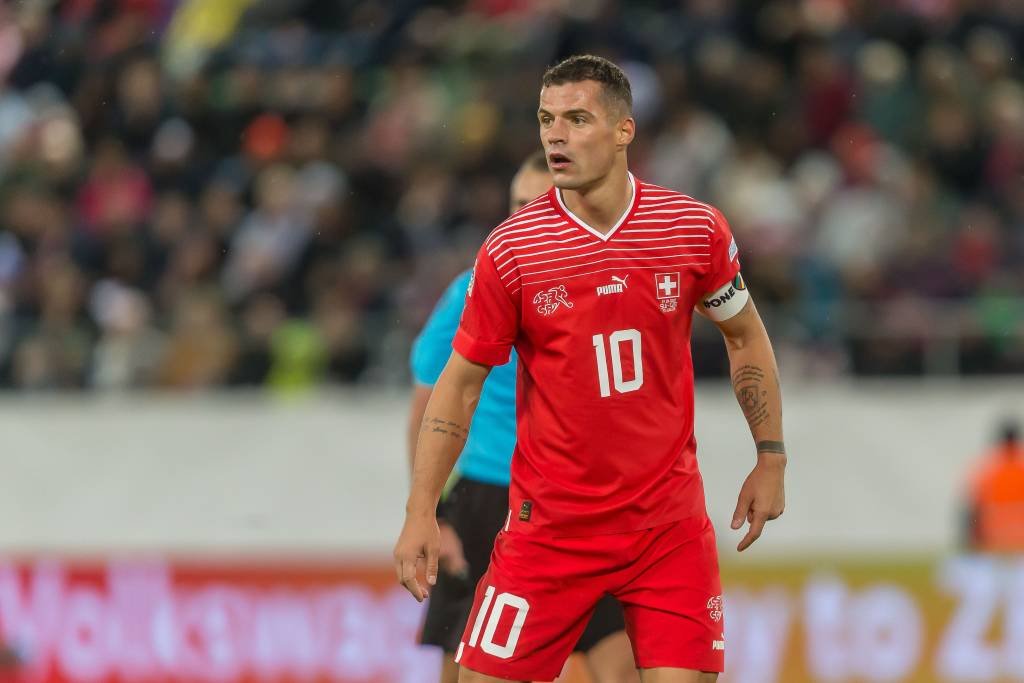 Jogo entre Sérvia e Suíça pela Copa reacende conflito que vai além dos gramados