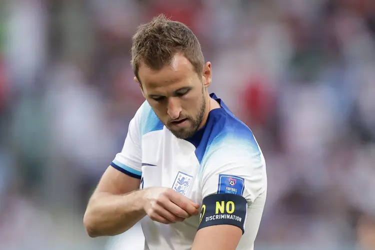 DOHA, QATAR - NOVEMBER 21: Harry Kane of England is wearing with the new FIFA approved Captain band No Discrimination after FIFA forbid the One Love Captain band during the  World Cup match between England  v Iran at the Khalifa International Stadium on November 21, 2022 in Doha Qatar (Photo by David S. Bustamante/Soccrates/Getty Images) (David S. Bustamante/Soccrates/Getty Images)