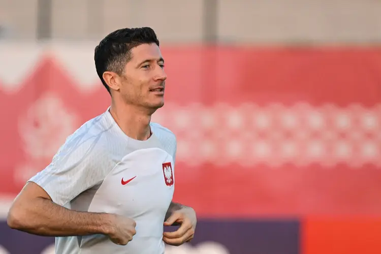 Poland's forward Robert Lewandowski takes part in a training session at the Al Kharaititat SC Training Site in Doha on November 21, 2022, on the eve of the Qatar 2022 World Cup football match between Mexico and Poland. (Photo by ANDREJ ISAKOVIC / AFP) (Photo by ANDREJ ISAKOVIC/AFP via Getty Images) (ANDREJ ISAKOVIC/AFP/Getty Images)