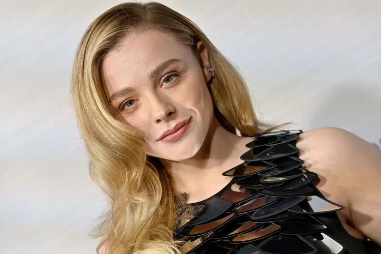 Chloë Moretz vai estrelar filme sobre criptomoedas (Axelle/Bauer-Griffin/ FilmMagic/Getty Images)