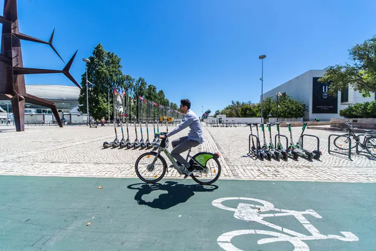 Mobilidade - bicicleta - eletrica - patinete - Lisboa - Portugal

Foto: Leandro Fonseca
data: 27/06/2022 - 01/07/2022 (Leandro Fonseca/Exame)