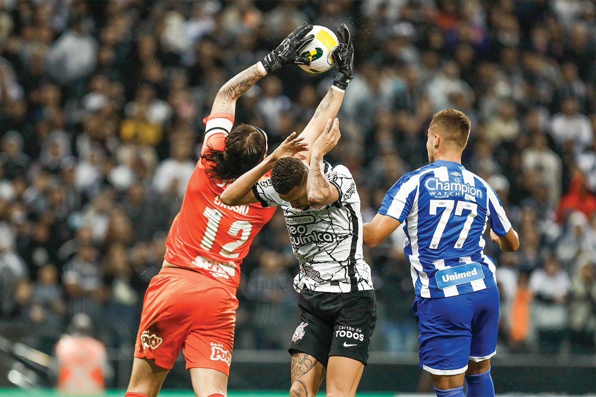 Um terceiro elemento entra em campo no negócio das ligas do futebol  brasileiro - NeoFeed