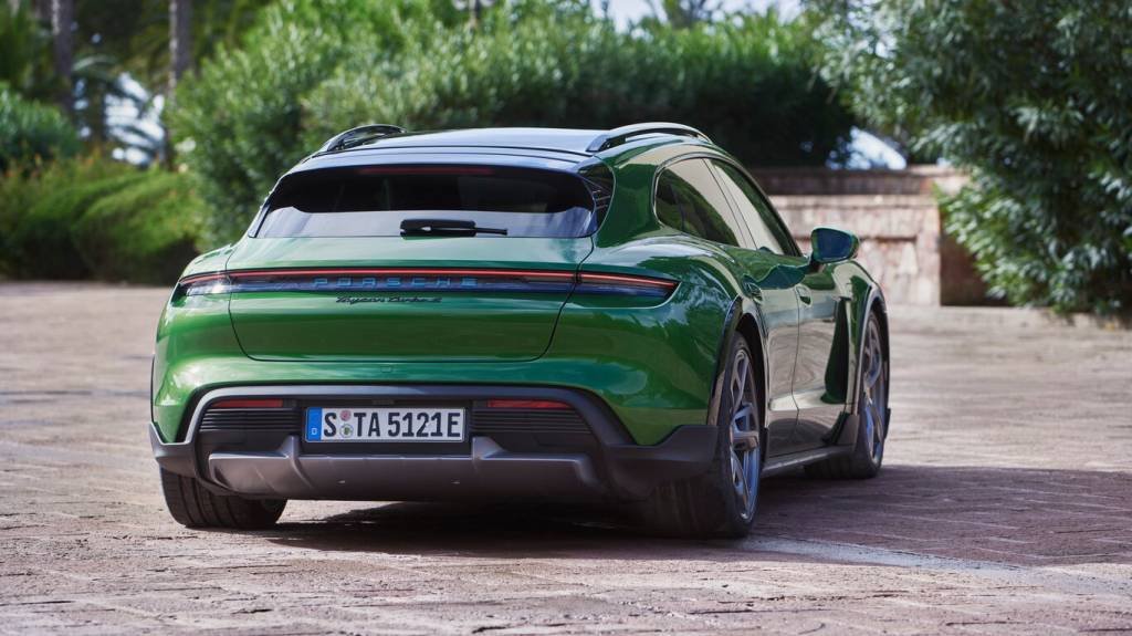 Porsche Taycan Cross Turismo Porsche Taycan Cross Turismo