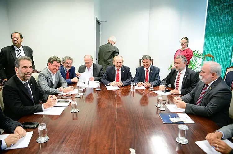 Vice-presidente eleito e coordenador da transição, Alckmin já havia se reunido com Marcelo Castro e outros parlamentares no dia 3 (Pedro França / Agência Senado/Agência Senado)