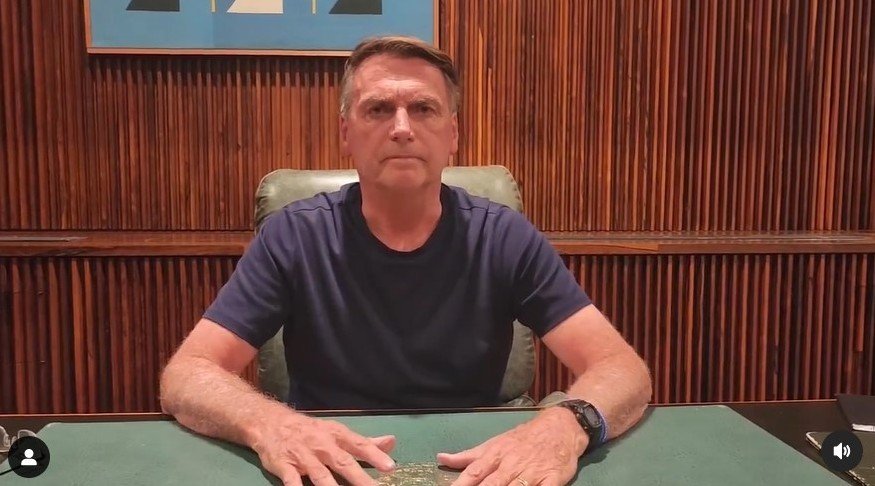 'Desobstruam as rodovias': Bolsonaro faz apelo a manifestantes em vídeo