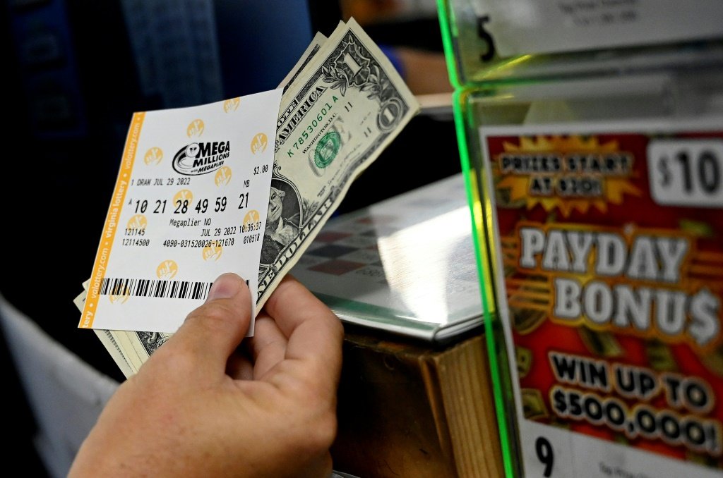 Loteria sorteará prêmio de quase R$ 10 bi nos EUA – e brasileiros podem apostar; veja como