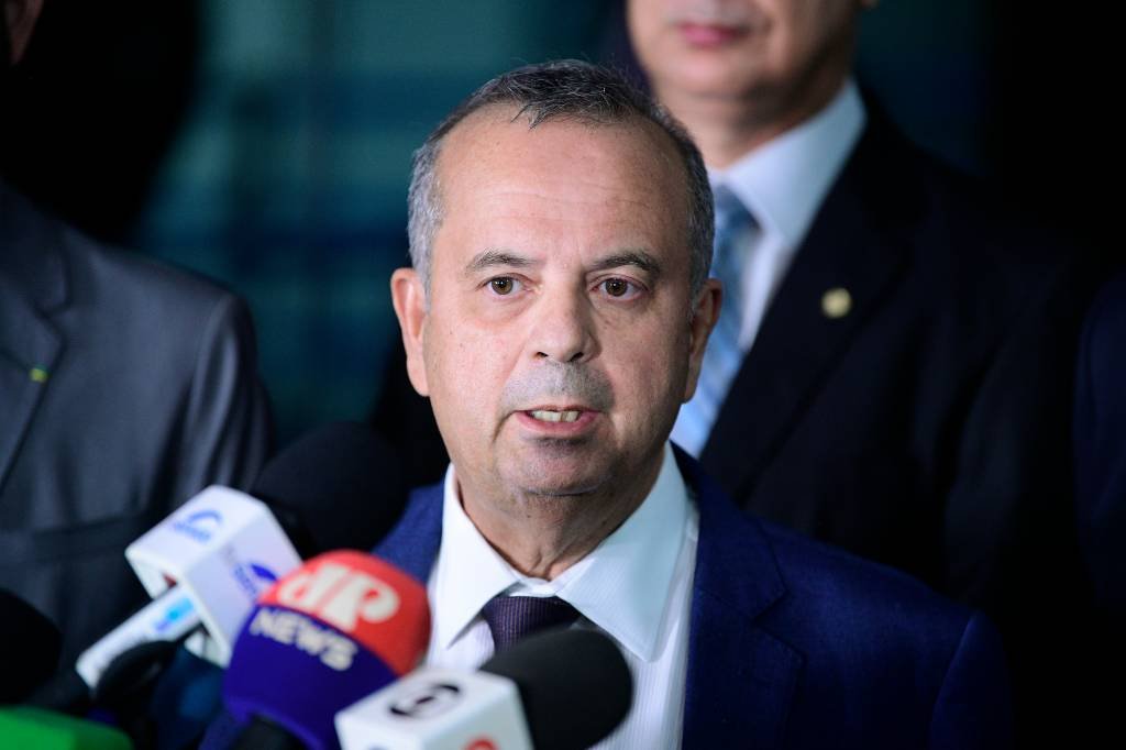 Candidato à presidência do Senado, Marinho promete que irá 'desengavetar' maioridade penal