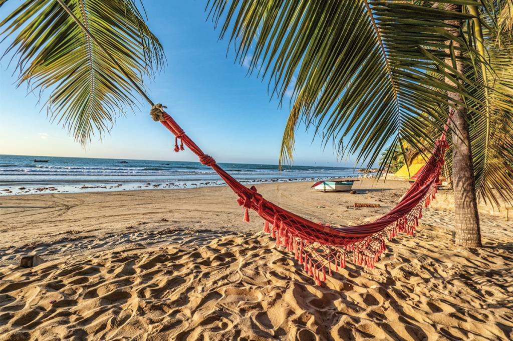 Praia de Icaraí de Amontada, no Ceará: vila tranquila de pescadores, com comércio local e ótimas opções de gastronomia e hospedagem (elzauer/Getty Images)