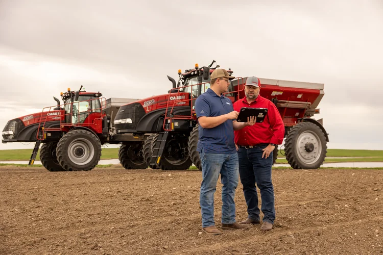 Trator IH Trident 5550 da Case, com direção autônoma: lançamentos do futuro no agro têm foco em menor esforço na direção e economia de combustível (CNH/Divulgação)