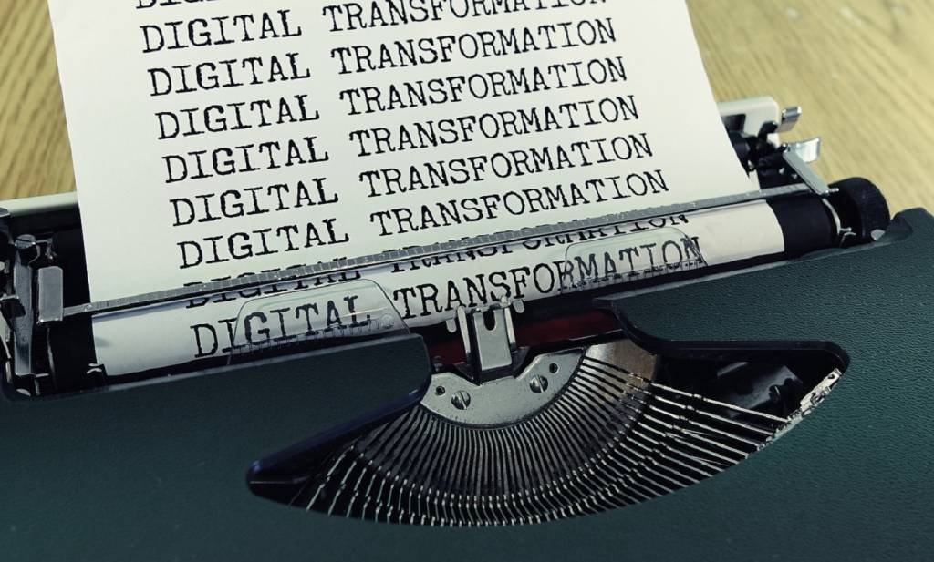 Indo além da transformação digital