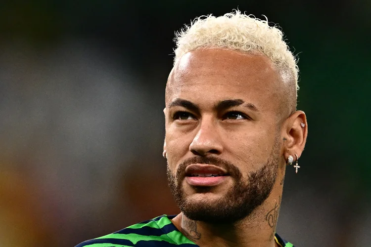 Brazil's forward #10 Neymar warms up ahead of the Qatar 2022 World Cup quarter-final football match between Croatia and Brazil at Education City Stadium in Al-Rayyan, west of Doha, on December 9, 2022. (Photo by GABRIEL BOUYS / AFP) (Photo by GABRIEL BOUYS/AFP via Getty Images) (GABRIEL BOUYS/AF/Getty Images)