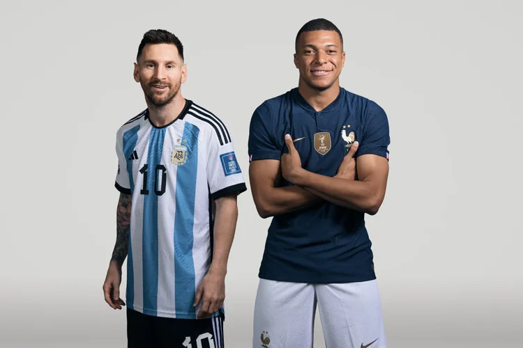 (EDITORS NOTE: THIS IMAGE HAS BEEN RETOUCHED) In this composite image, a comparison has been made between (L-R) Lionel Messi of Argentina and Kylian Mbappe of France, who are posing during the official FIFA World Cup 2022 portrait sessions. Argentina and France meet in the final of the FIFA World Cup Qatar 2022. (Photo by FIFA/FIFA via Getty Images) (FIFA/Getty Images)