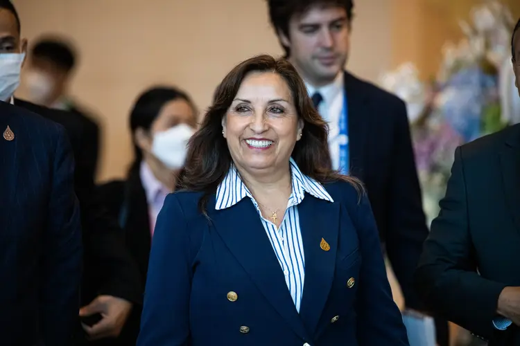 BANGKOK, THAILAND - NOVEMBER 19: Vice President Dina Boluarte of Peru enters the APEC Economic Leaders Sustainable Trade and Investment meeting at he Queen Sirikit National Convention Center on November 19, 2022 in Bangkok, Thailand. Thailand is hosting the APEC meetings this year, which will culminate in the leaders' meetings which will run from Nov. 17 to 19. (Photo by Lauren DeCicca/Getty Images) (Lauren DeCicca/Getty Images)