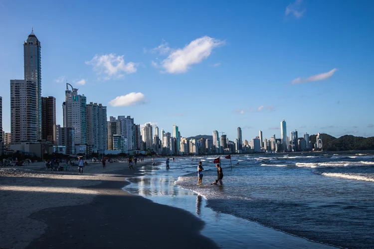 Balneário Camboriú continua no topo quanto o assunto é metro quadrado mais caro do Brasil (Leandro Fonseca/Exame)