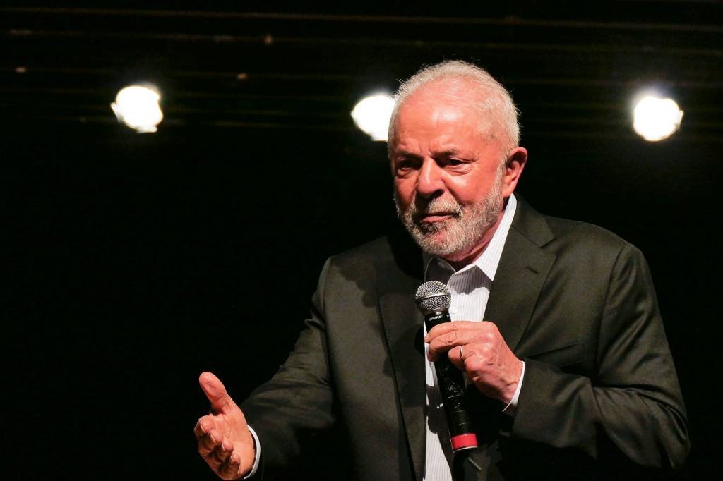 Em encontro com Lula, centrais debatem salário mínimo, reforma tributária e estrutura sindical
