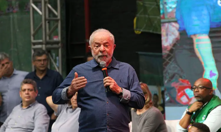 Lula: presidente disse saber do "obscurantismo" que os institutos viveram nos últimos quatro anos (Rovena Rosa/Agência Brasil)