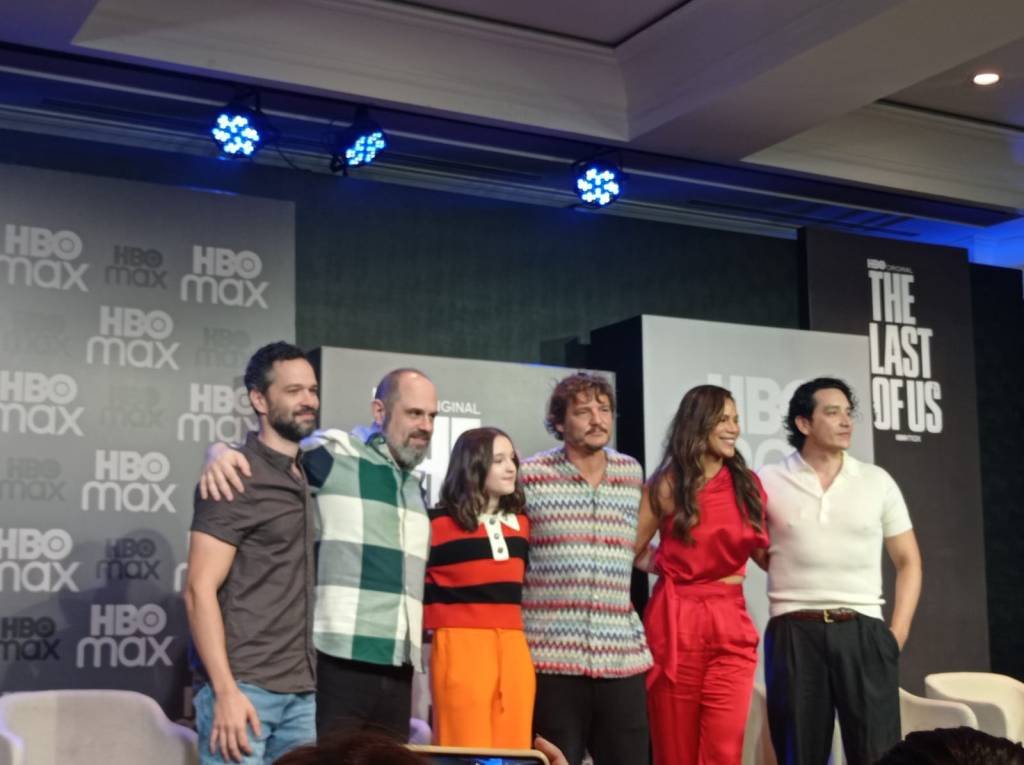 The Last of Us': Elenco se reúne no 1º dia de gravações da série da HBO;  Confira! - CinePOP