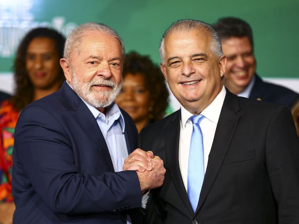 Governo Lula vai cancelar a privatização do Porto de Santos, diz Márcio França