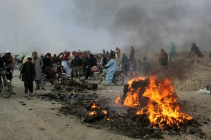 Paquistão e talibãs acordam cessar-fogo de 48h após dias de combates na fronteira