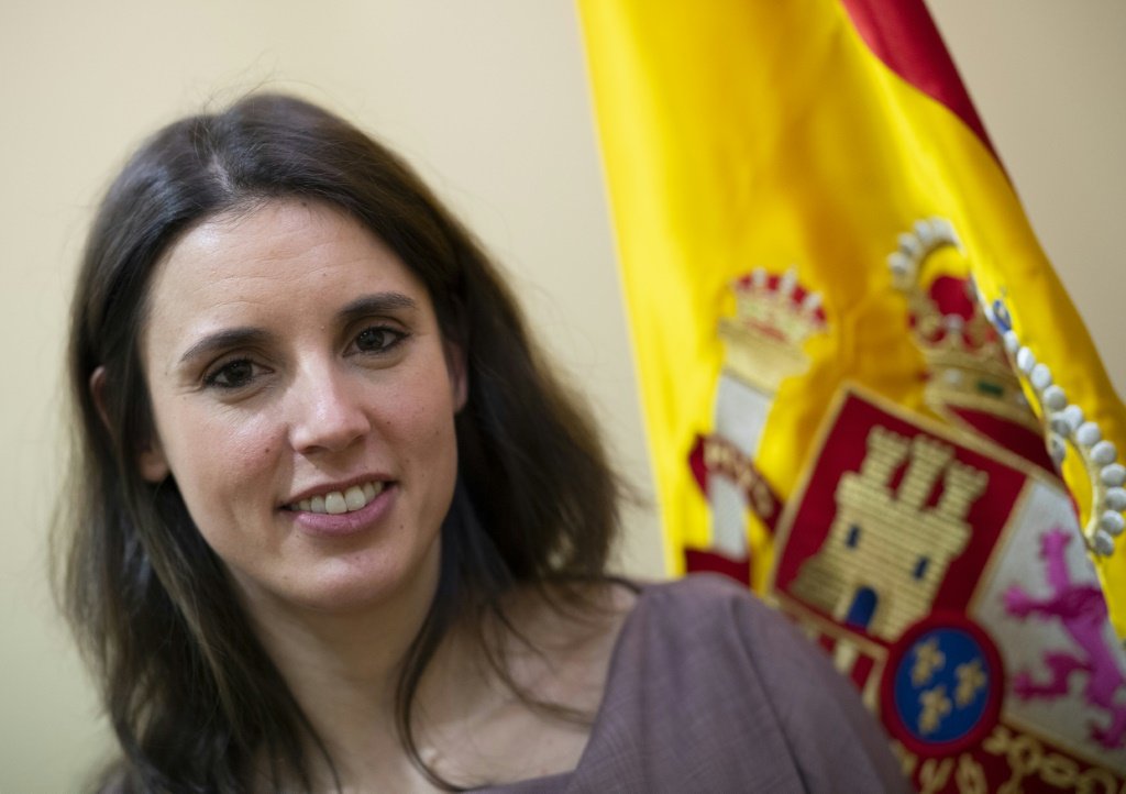 Espanha avança na criação de licença médica menstrual inédita na Europa