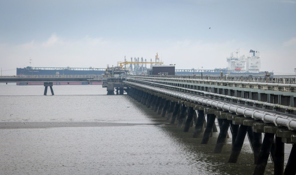 Alemanha inaugura primeiro terminal de gás natural liquefeito do país