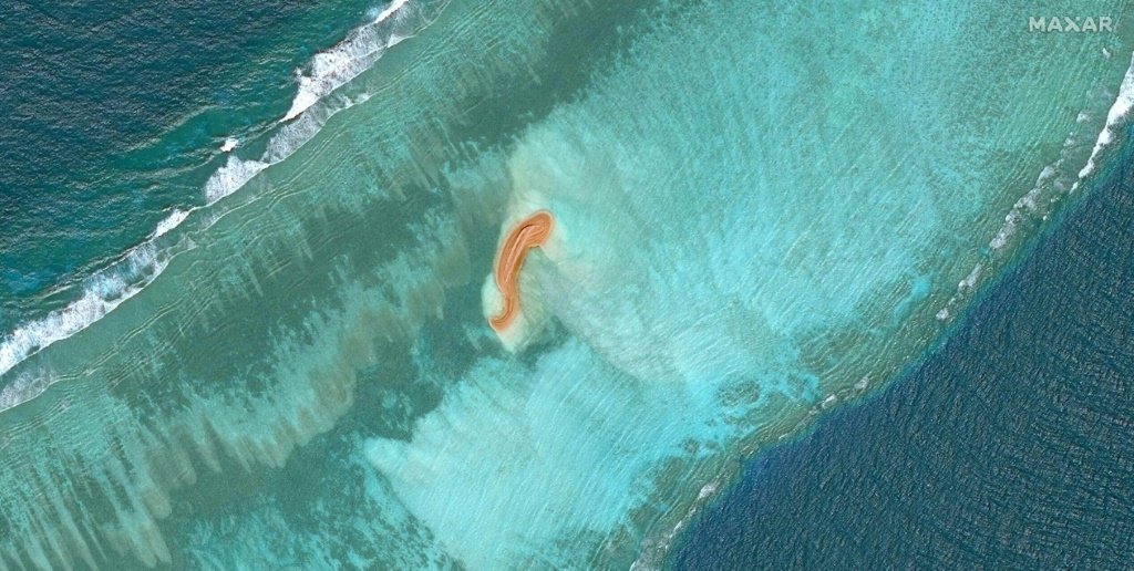 Uma imagem de satélite do Eldad Reef nas Ilhas Spratly, onde a China é suspeita de realizar novas construções, em 4 de novembro de 2022 (AFP/AFP Photo)
