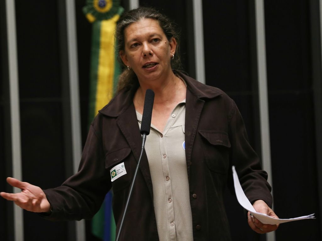 Ana Moser anuncia frente interministerial para debater esportes eletrônicos