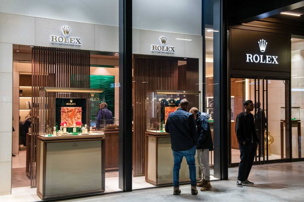 Novo recorde da Rolex: marca suíça passa de US$ 11 bilhões em vendas em 2023