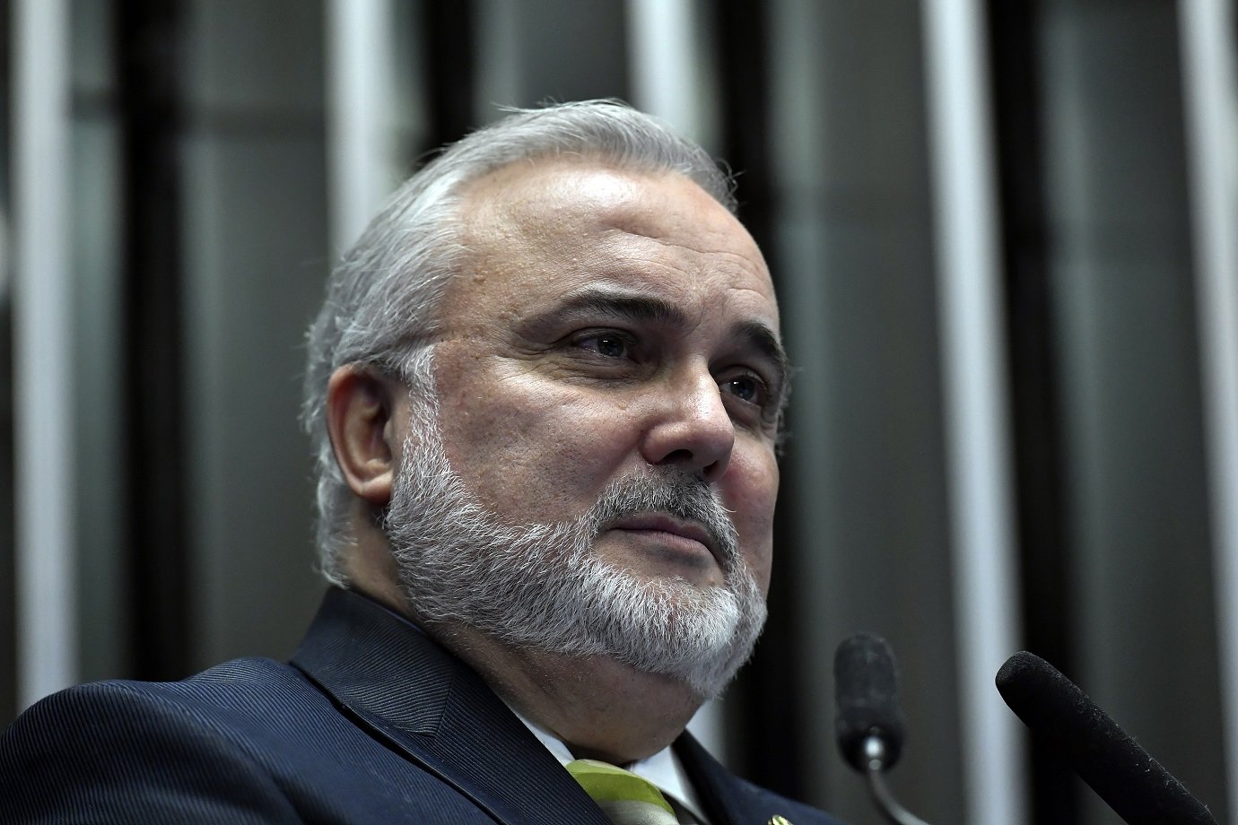 Indicado para presidir a Petrobras, Jean Paul Prates renuncia ao mandato de senador