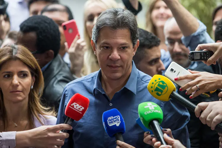 SAO PAULO, BRAZIL - OCTOBER 28: Presidential Candidate for Workers Party Fernando Haddad speaks to the press after voting on October 28, 2018 in Sao Paulo, Brazil. (Photo by Victor Moriyama/Getty Images) (Victor Moriyama/Getty Images)