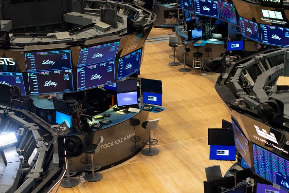 Mercado acionário dos EUA está sobrevalorizado, alerta JPMorgan