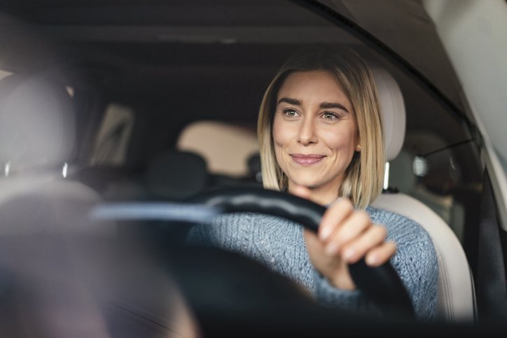 Aluguel de carro mensal: qual o valor e vale a pena?