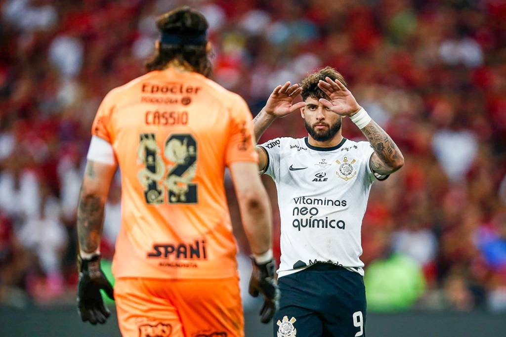 Após empate no clássico contra o Santos, o já classificado Corinthians busca retomar o caminho das vitórias (Wagner Meier/Getty Images)