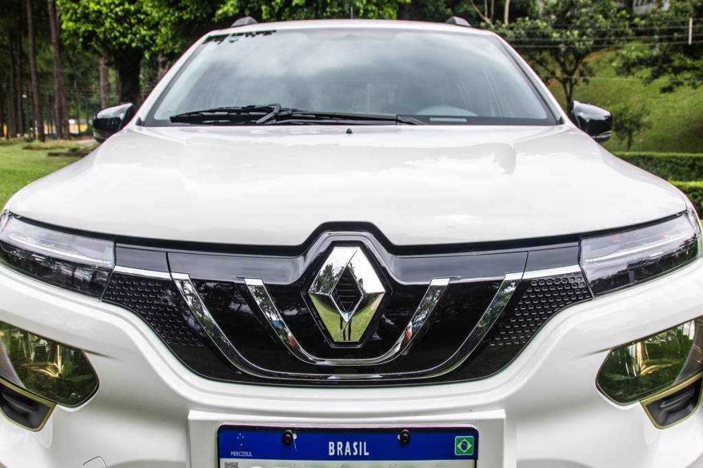 Ações da Renault sobem 7% com anúncio de aumento robusto de dividendos
