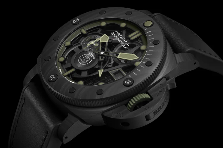 Panerai Submersible S Brabus Verde Militare Edition PAM01283. (Panerai/Divulgação)