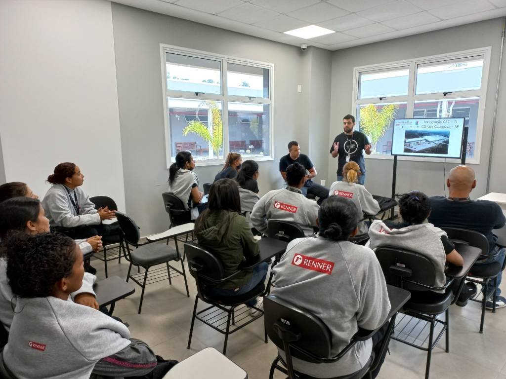 Programa de refugiados da Renner
