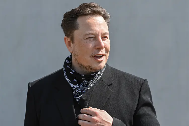 Elon Musk revelou, sem querer, que tinha outra conta no Twitter (Patrick Pleul/Getty Images)